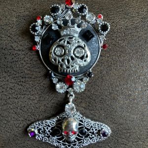 SUGAR SKULL -DAY OF DEAD BROOCH